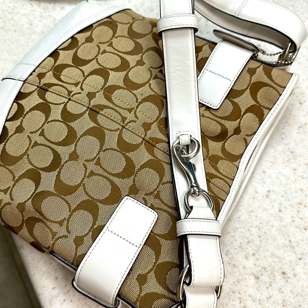 Coach handbag - Picture 3 of 7
